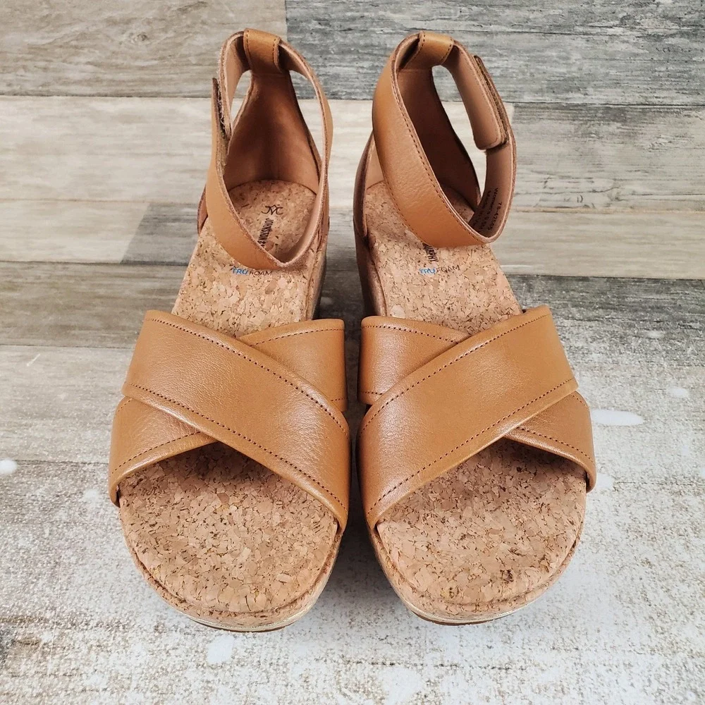 Johnston & Murphy Gigi Womens Sandal Sz 9.5 M Tan Leather Cross-Band Ankle Strap